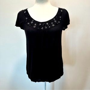 Express Women’s Size M Gem Lined Scoop Neck Knit Short Sleeve Black Blouse